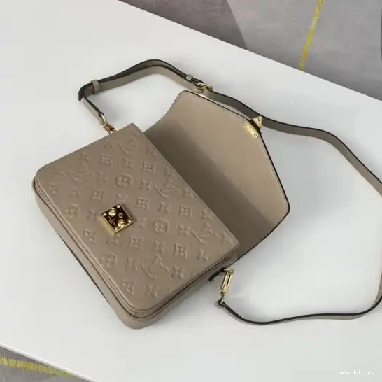 WIS POCHETTE LOUIS MÉTIS VUITTON 0509